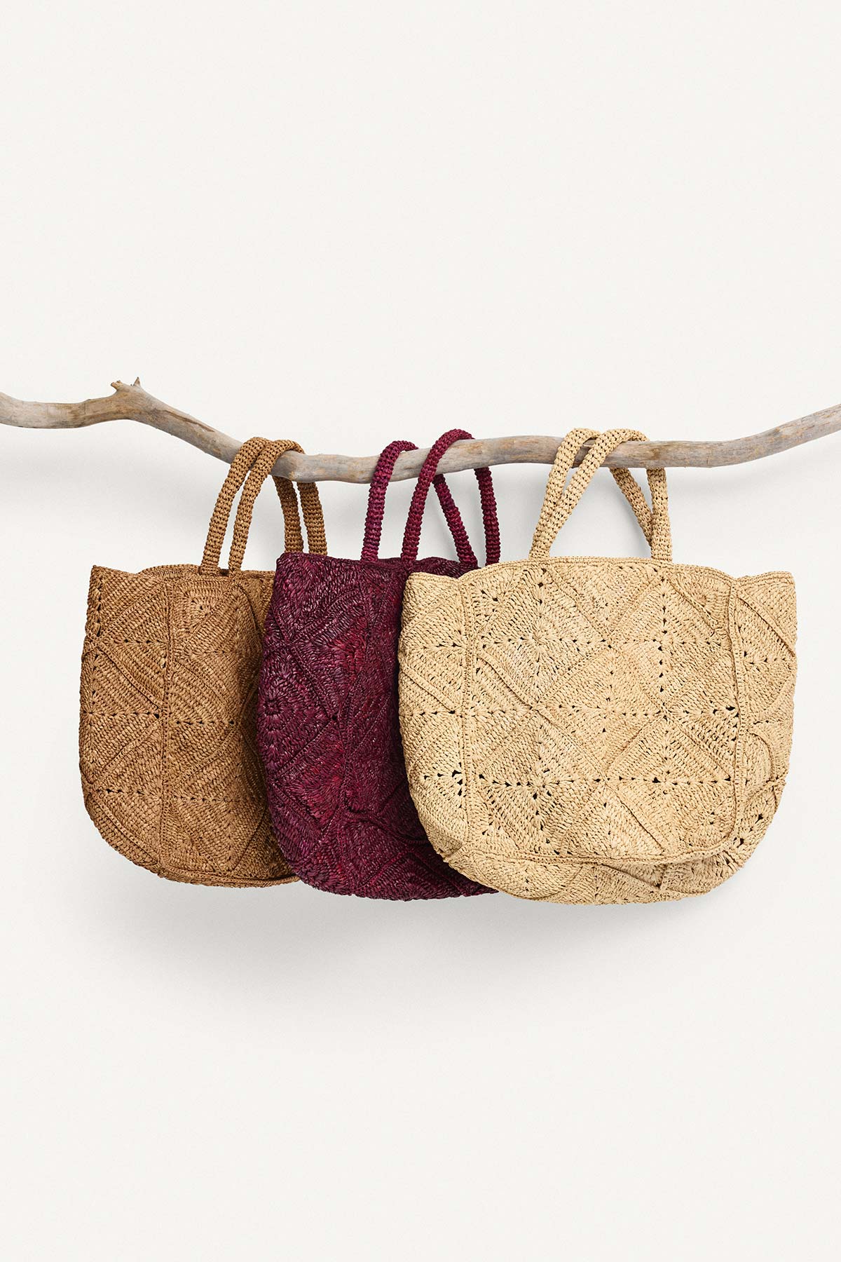 Cala Tote - Aubergine Raffia