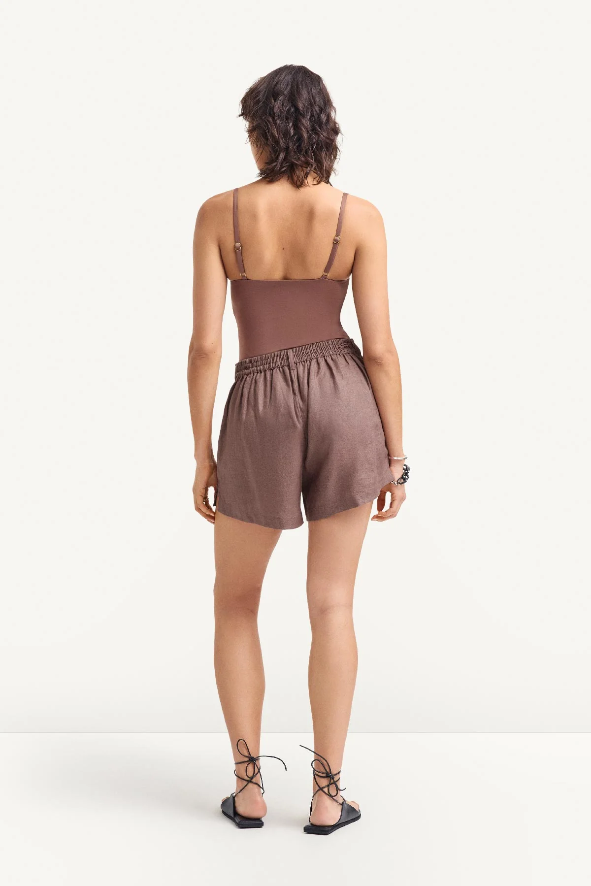 The Getaway Short - Mocha EcoLinen