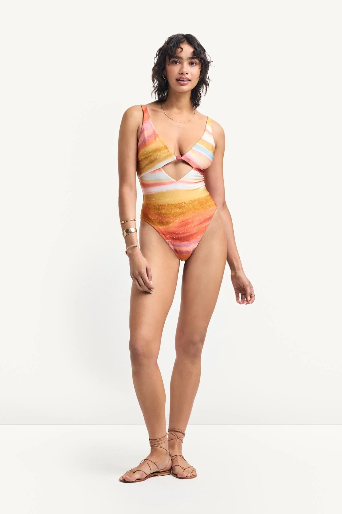 1395-terra-cutout-one-piece-terra-forms-2.webp Terra Cutout One Piece - Terra Forms
