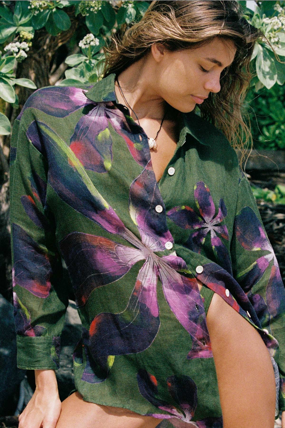 185-playa-linen-boyfriend-shirt-watercolor-orchid-ecolinen-1.jpg Playa Linen Boyfriend Shirt - Watercolor Orchid Ecolinen