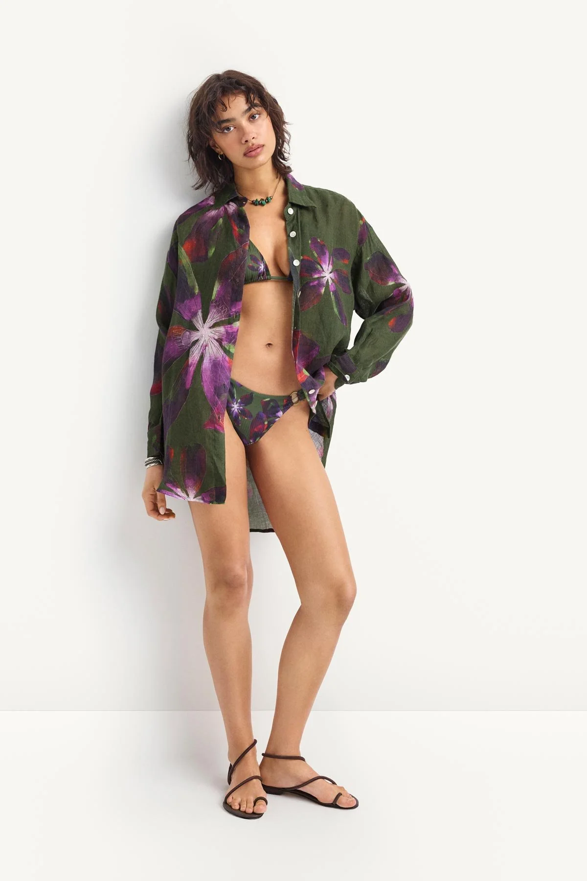185-playa-linen-boyfriend-shirt-watercolor-orchid-ecolinen-2.webp Playa Linen Boyfriend Shirt - Watercolor Orchid Ecolinen