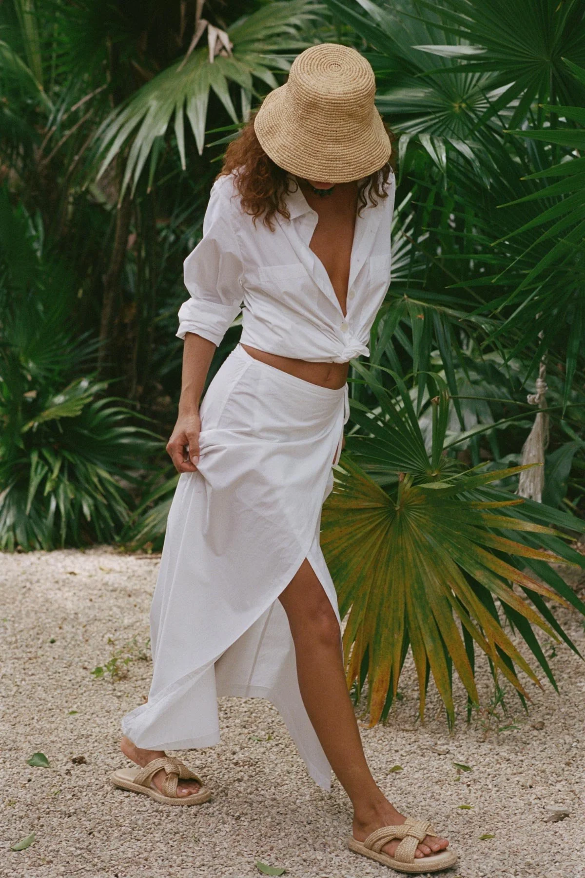 2557-willa-wrap-skirt-white-cotton-poplin-1.webp Willa Wrap Skirt - White Cotton Poplin