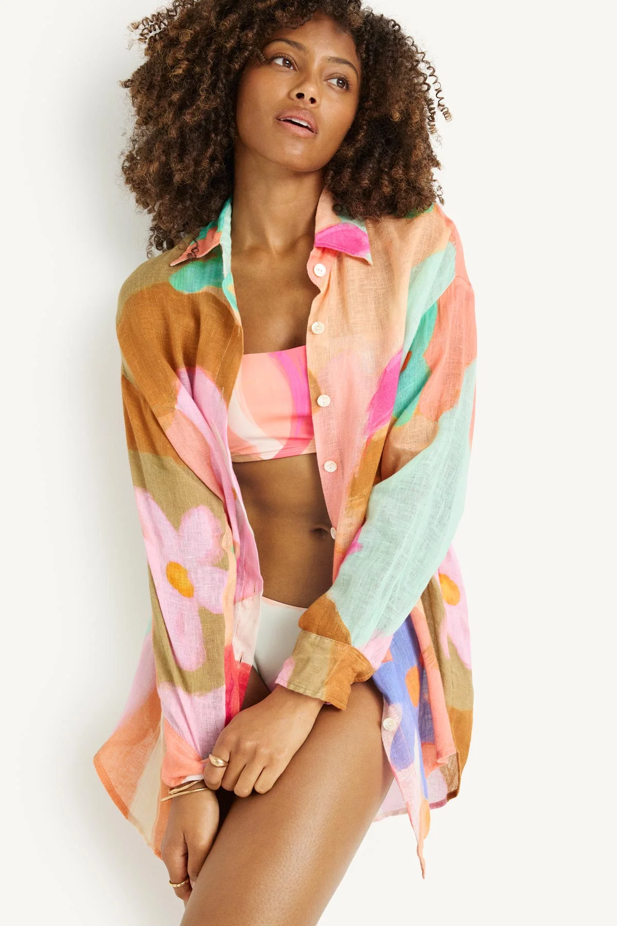2585-playa-linen-boyfriend-shirt-in-bloom-colorblock-ecolinen-2.webp Playa Linen Boyfriend Shirt - In Bloom Colorblock EcoLinen