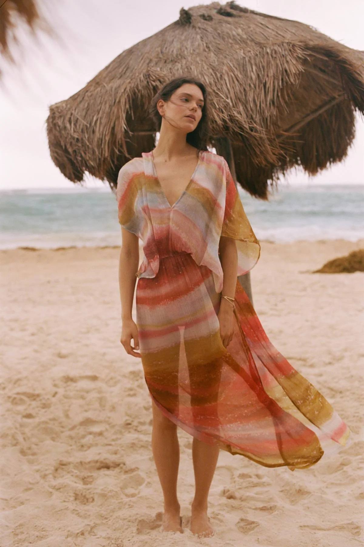 2828-petra-caftan-terra-forms-1.webp Petra Caftan - Terra Forms