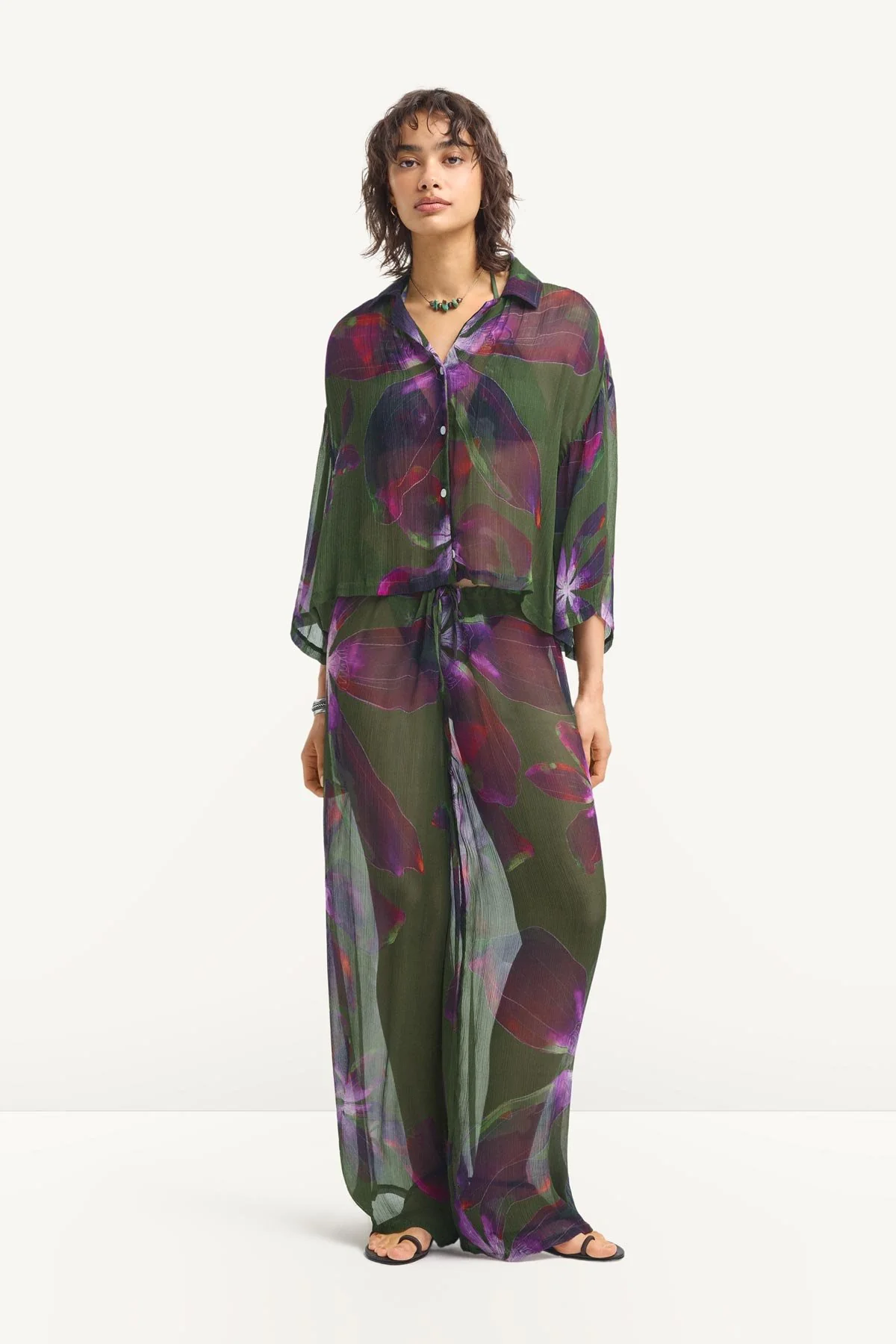 2861-petra-shirt-watercolor-orchid-cupro-chiffon-3.webp Petra Shirt - Watercolor Orchid Cupro Chiffon