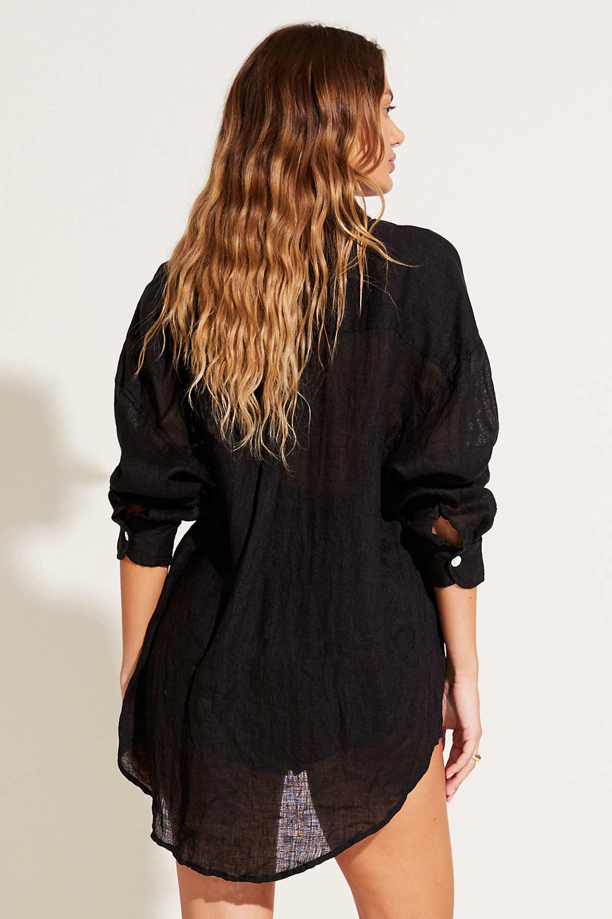 3407-playa-linen-boyfriend-shirt-black-ecolinen-4.jpg Playa Linen Boyfriend Shirt - Black EcoLinen