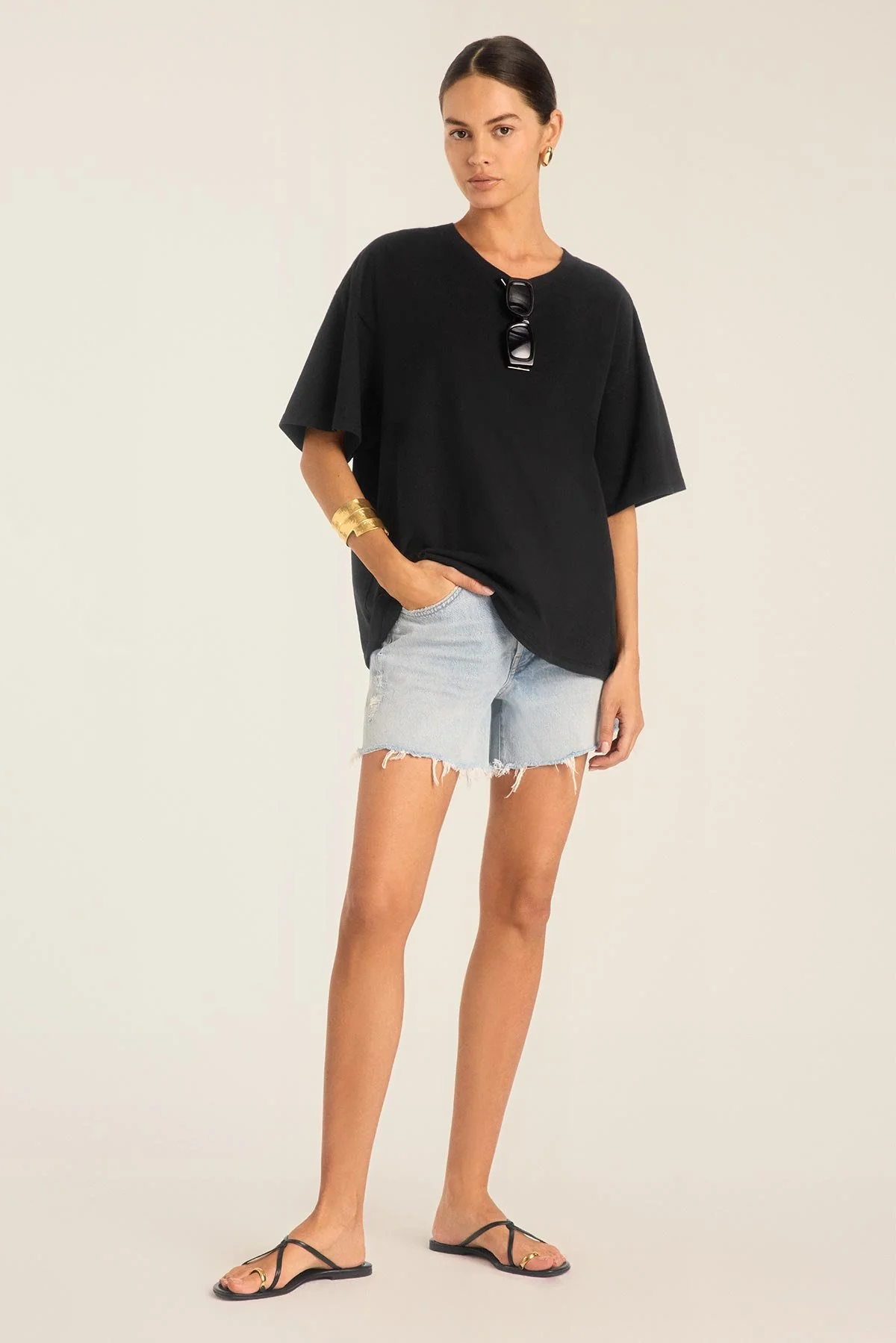 693-coast-oversized-boyfriend-tee-black-cotton-jersey-1.webp Coast Oversized Boyfriend Tee - Black Cotton Jersey