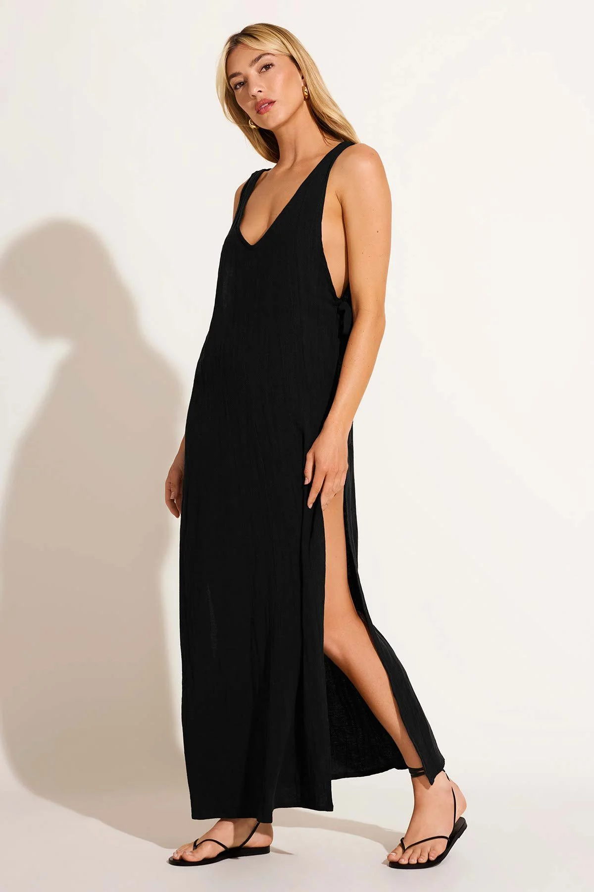719-riviera-dress-black-crinkle-linen-1.webp Riviera Dress - Black Crinkle Linen